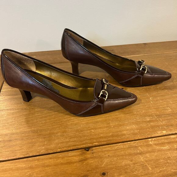JOAN & DAVID Circa Sz 10 Brown Patent & Leather Gold Accent Pump Career Preppy - Picture 5 of 11